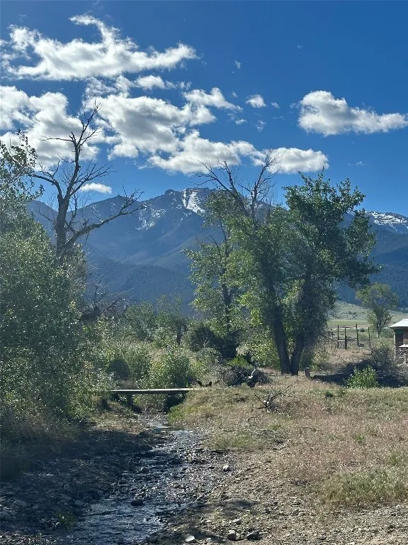 18 White Rock Lane, Whitehall, Montana 59759, Whitehall, Montana 59759, 3 Bedrooms Bedrooms, ,2 BathroomsBathrooms,Residential,For Sale,18 White Rock Lane, Whitehall, Montana 59759,403744