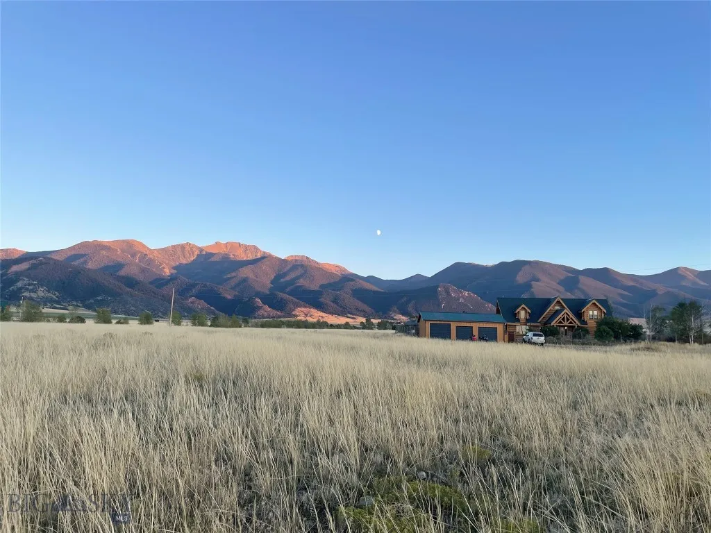 18 White Rock Lane, Whitehall, Montana 59759, Whitehall, Montana 59759, 3 Bedrooms Bedrooms, ,2 BathroomsBathrooms,Residential,For Sale,18 White Rock Lane, Whitehall, Montana 59759,403744