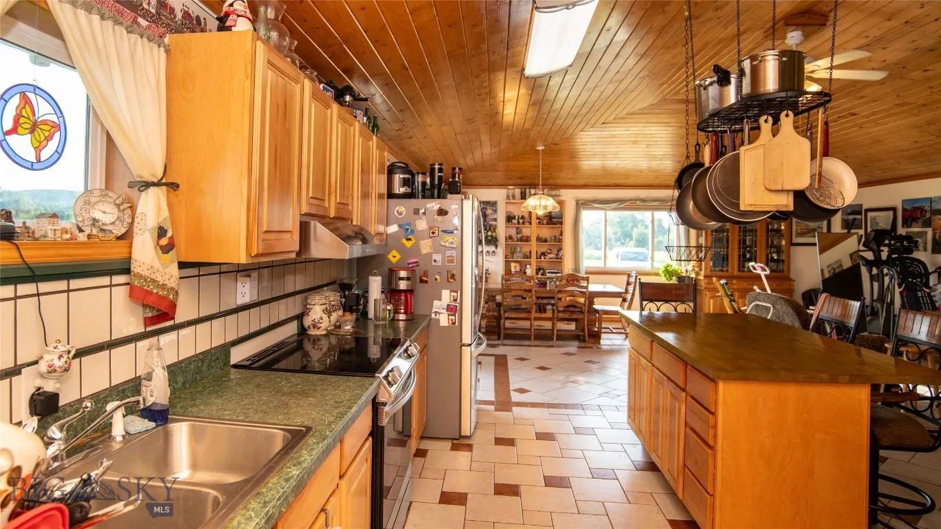 65 Indian Rings Road, Big Timber, Montana 59011, Big Timber, Montana 59011, 4 Bedrooms Bedrooms, ,2 BathroomsBathrooms,Residential,For Sale,65 Indian Rings Road, Big Timber, Montana 59011,403651