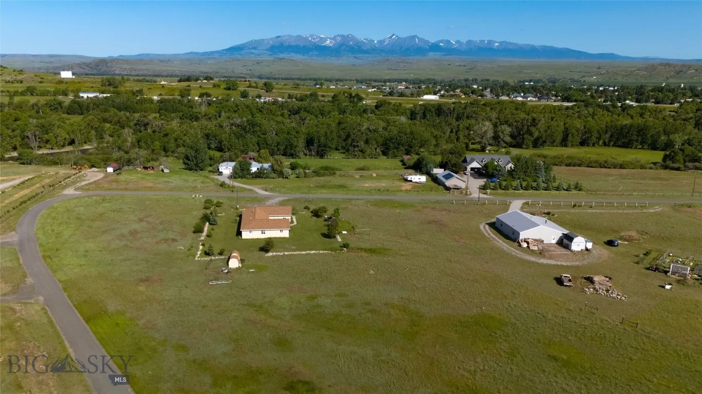 65 Indian Rings Road, Big Timber, Montana 59011, Big Timber, Montana 59011, 4 Bedrooms Bedrooms, ,2 BathroomsBathrooms,Residential,For Sale,65 Indian Rings Road, Big Timber, Montana 59011,403651