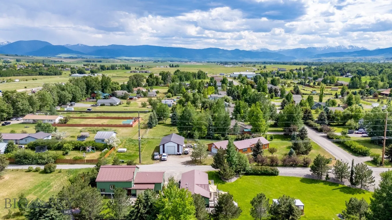 3400 Magenta Road, Bozeman, Montana 59718, Bozeman, Montana 59718, 4 Bedrooms Bedrooms, ,2 BathroomsBathrooms,Residential,For Sale,3400 Magenta Road, Bozeman, Montana 59718,0,403705