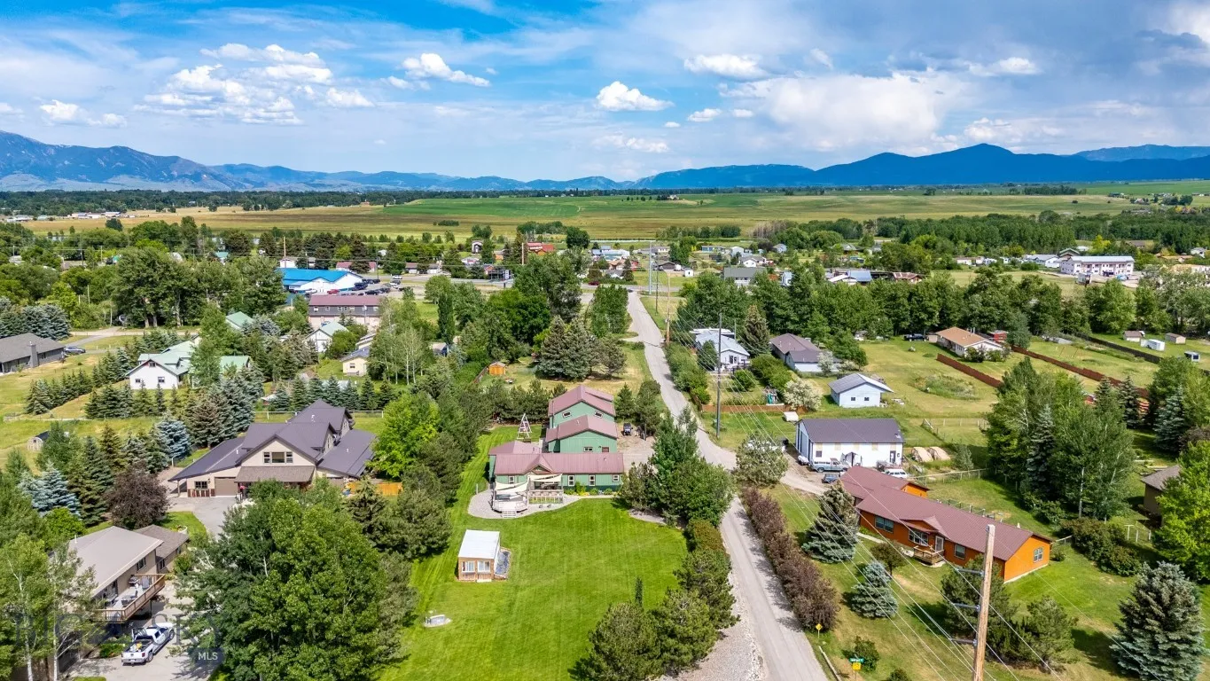3400 Magenta Road, Bozeman, Montana 59718, Bozeman, Montana 59718, 4 Bedrooms Bedrooms, ,2 BathroomsBathrooms,Residential,For Sale,3400 Magenta Road, Bozeman, Montana 59718,0,403705