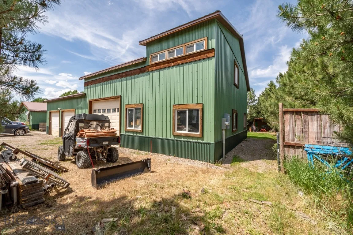 3400 Magenta Road, Bozeman, Montana 59718, Bozeman, Montana 59718, 4 Bedrooms Bedrooms, ,2 BathroomsBathrooms,Residential,For Sale,3400 Magenta Road, Bozeman, Montana 59718,0,403705