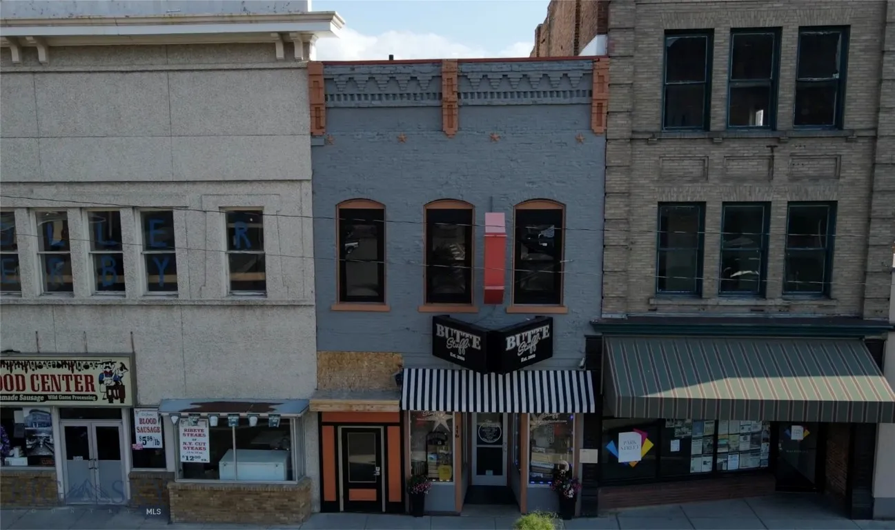 116 W Park A, Butte, Montana 59701, Butte, Montana 59701, 1 Bedroom Bedrooms, ,1 BathroomBathrooms,Residential,For Sale,116 W Park A, Butte, Montana 59701,403771