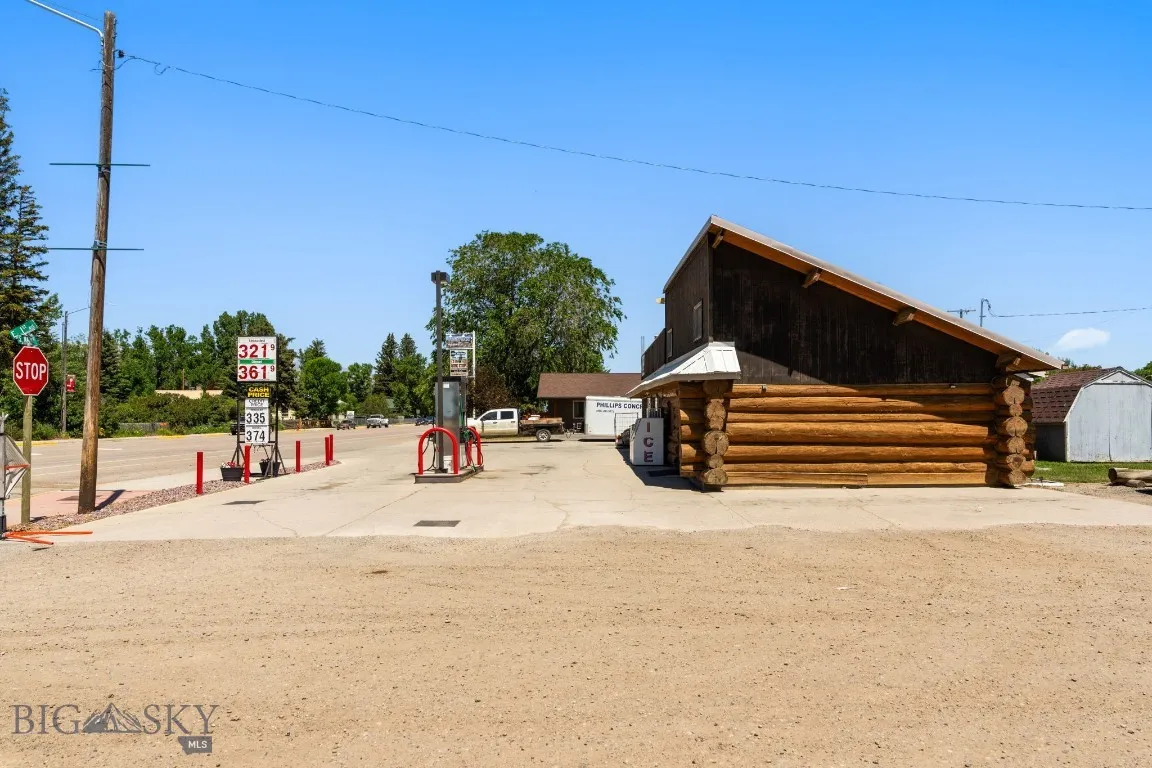 325 S Main Street, Twin Bridges, Montana 59754, Twin Bridges, Montana 59754, ,Commercial Sale,For Sale,325 S Main Street, Twin Bridges, Montana 59754,0,403778