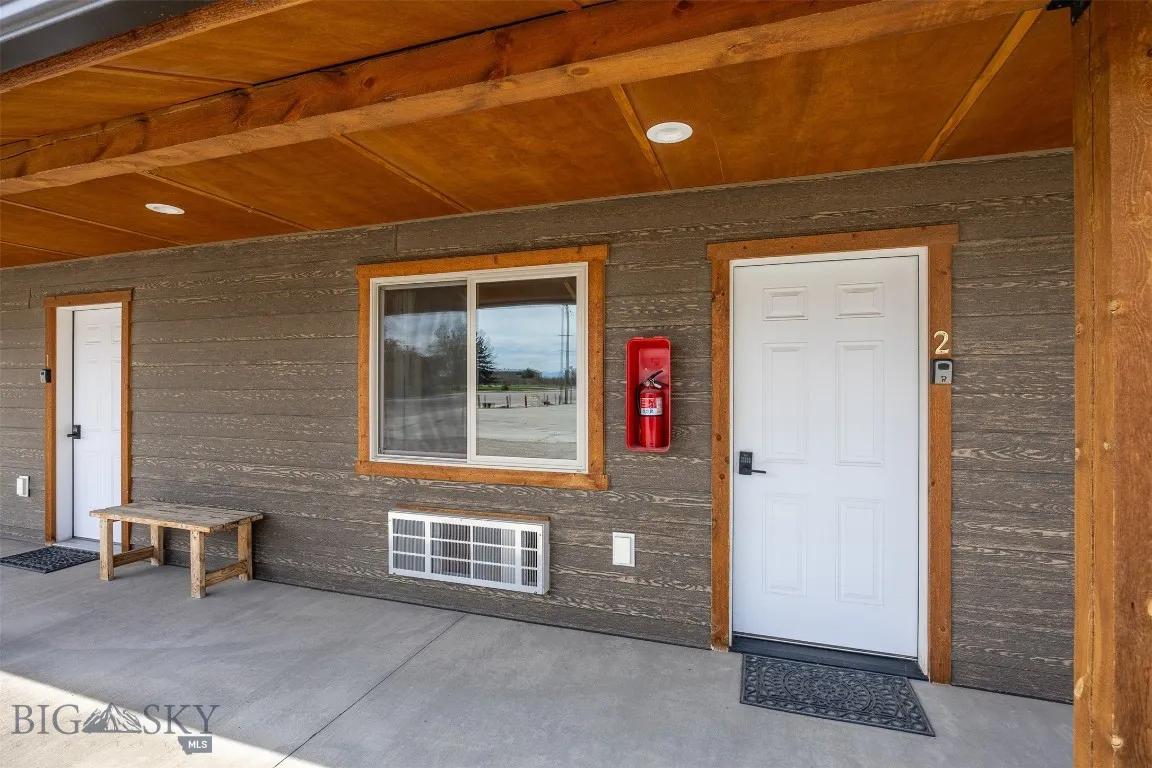 325 S Main Street, Twin Bridges, Montana 59754, Twin Bridges, Montana 59754, ,Commercial Sale,For Sale,325 S Main Street, Twin Bridges, Montana 59754,0,403778