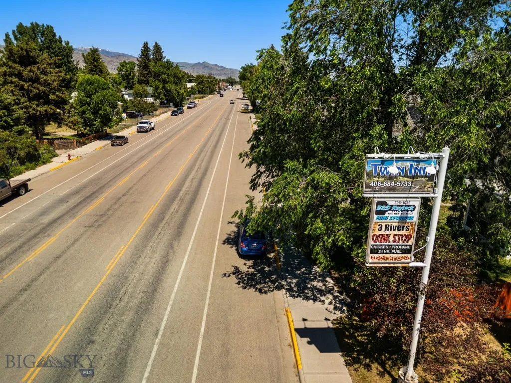 325 S Main Street, Twin Bridges, Montana 59754, Twin Bridges, Montana 59754, ,Commercial Sale,For Sale,325 S Main Street, Twin Bridges, Montana 59754,0,403778