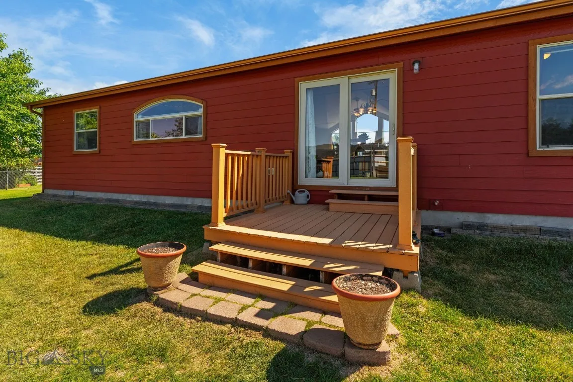 201 N Jackson Street, Boulder, Montana 59632, Boulder, Montana 59632, 3 Bedrooms Bedrooms, ,2 BathroomsBathrooms,Residential,For Sale,201 N Jackson Street, Boulder, Montana 59632,403737