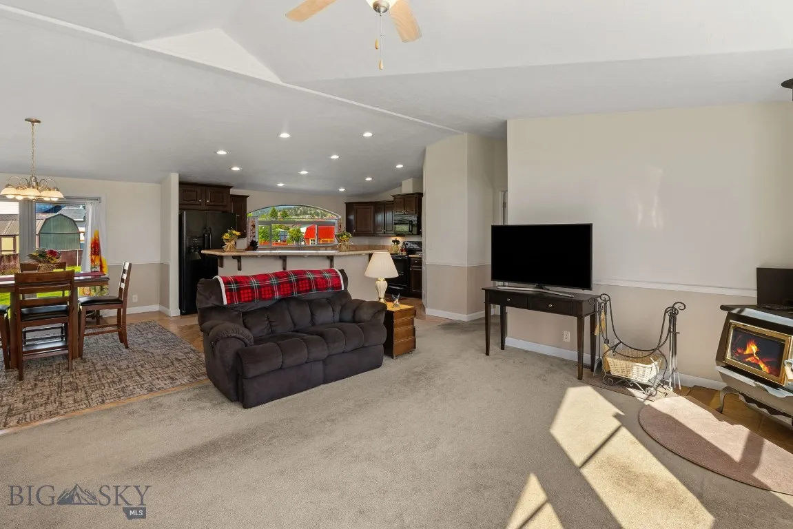 201 N Jackson Street, Boulder, Montana 59632, Boulder, Montana 59632, 3 Bedrooms Bedrooms, ,2 BathroomsBathrooms,Residential,For Sale,201 N Jackson Street, Boulder, Montana 59632,403737