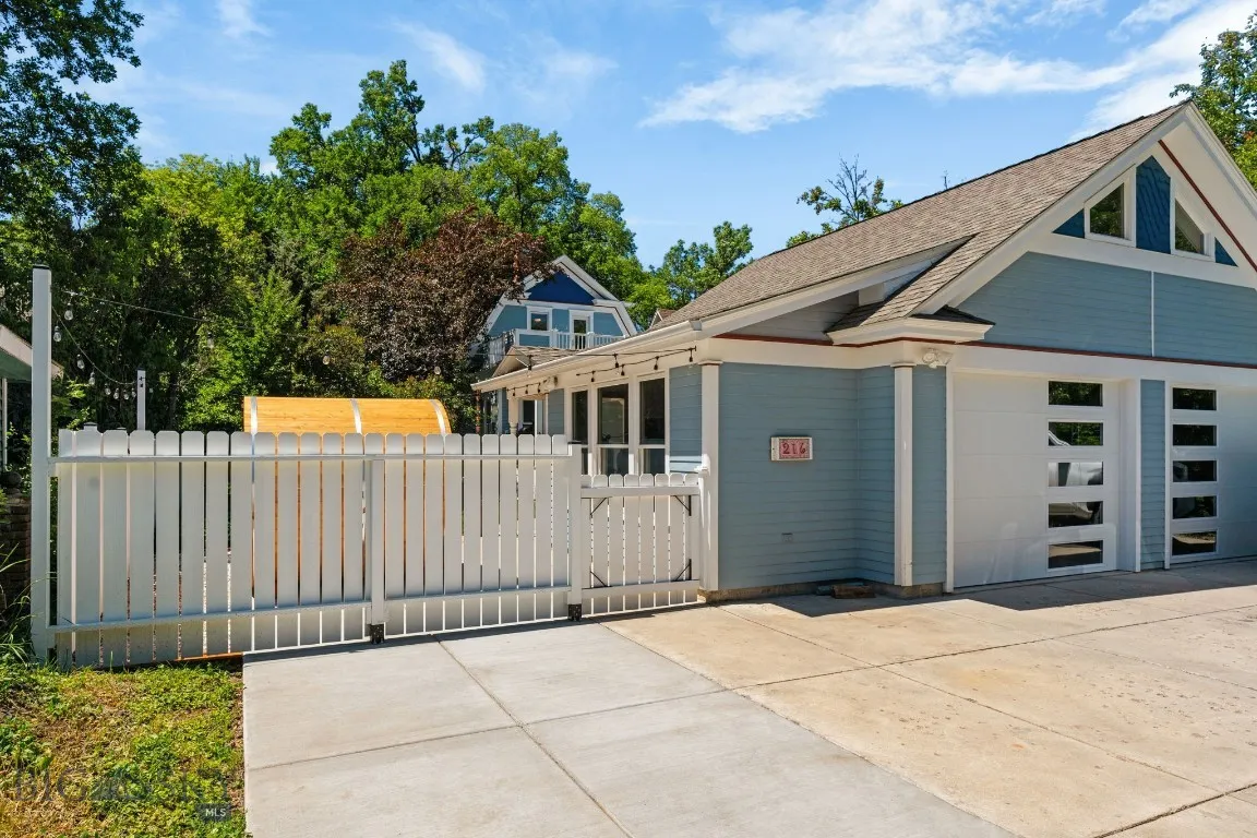 216 S 3rd Avenue, Bozeman, Montana 59715, Bozeman, Montana 59715, 3 Bedrooms Bedrooms, ,1 BathroomBathrooms,Residential,For Sale,216 S 3rd Avenue, Bozeman, Montana 59715,403610