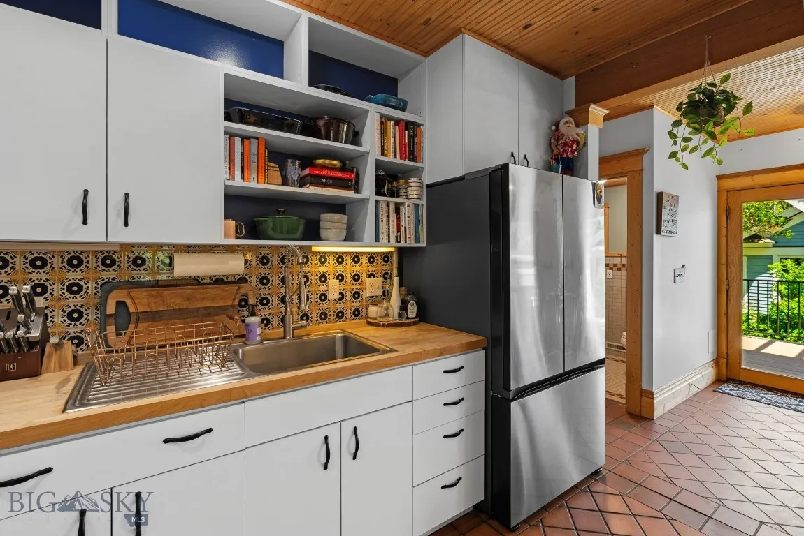 216 S 3rd Avenue, Bozeman, Montana 59715, Bozeman, Montana 59715, 3 Bedrooms Bedrooms, ,1 BathroomBathrooms,Residential,For Sale,216 S 3rd Avenue, Bozeman, Montana 59715,403610