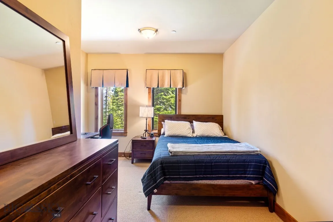 Lower level bedroom 2