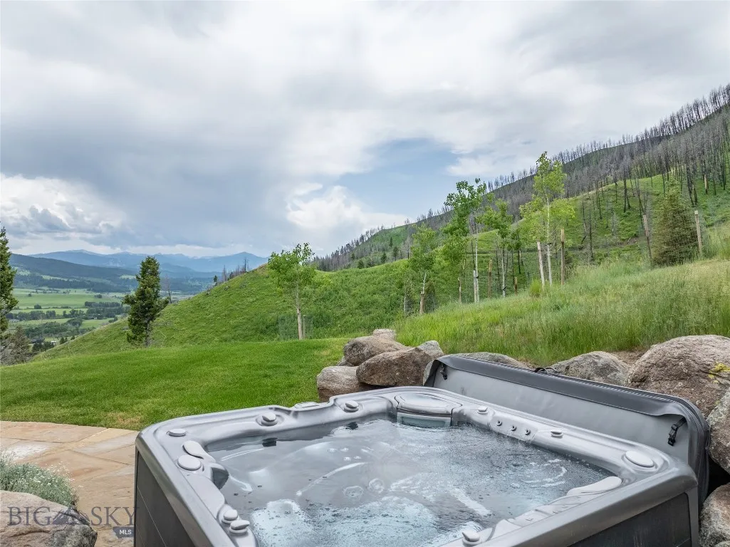225 Alpen Strasse Street, Bozeman, Montana 59715, Bozeman, Montana 59715, 4 Bedrooms Bedrooms, ,3 BathroomsBathrooms,Residential,For Sale,225 Alpen Strasse Street, Bozeman, Montana 59715,402058