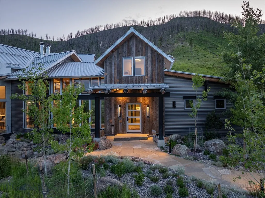 225 Alpen Strasse Street, Bozeman, Montana 59715, Bozeman, Montana 59715, 4 Bedrooms Bedrooms, ,3 BathroomsBathrooms,Residential,For Sale,225 Alpen Strasse Street, Bozeman, Montana 59715,402058