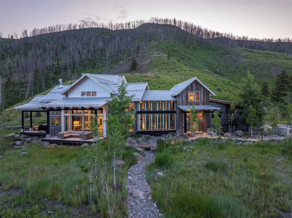 225 Alpen Strasse Street, Bozeman, Montana 59715, Bozeman, Montana 59715, 4 Bedrooms Bedrooms, ,3 BathroomsBathrooms,Residential,For Sale,225 Alpen Strasse Street, Bozeman, Montana 59715,402058