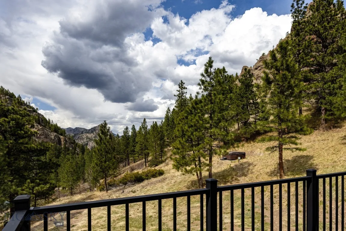 149 Novak Creek, Cascade, Montana 59421, Cascade, Montana 59421, 4 Bedrooms Bedrooms, ,3 BathroomsBathrooms,Residential,For Sale,149 Novak Creek, Cascade, Montana 59421,403825