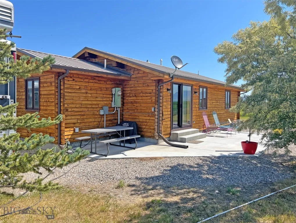 143 Aurora Lane, Dillon, Montana 59725, Dillon, Montana 59725, 2 Bedrooms Bedrooms, ,1 BathroomBathrooms,Residential,For Sale,143 Aurora Lane, Dillon, Montana 59725,403814