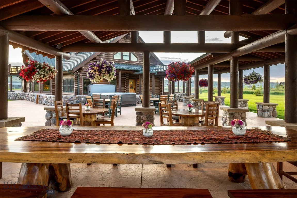 Entertainment Patio