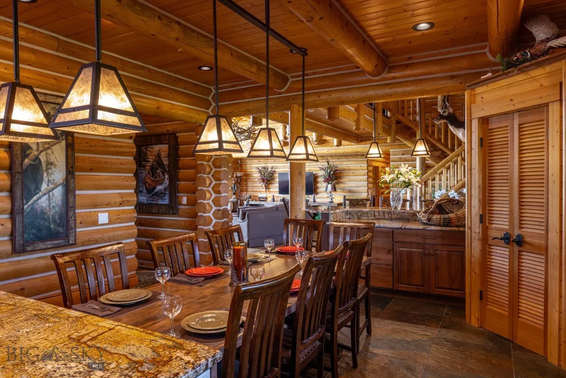 Main House Kitchen & Dining