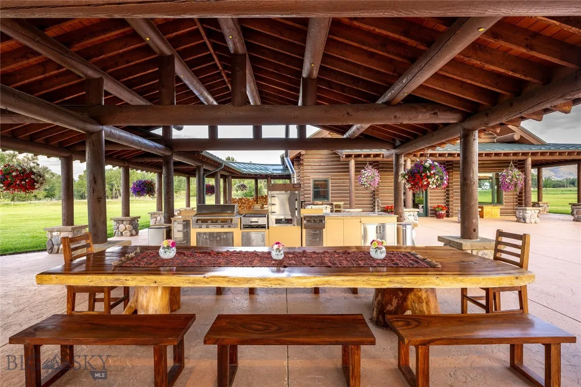 Entertainment Patio