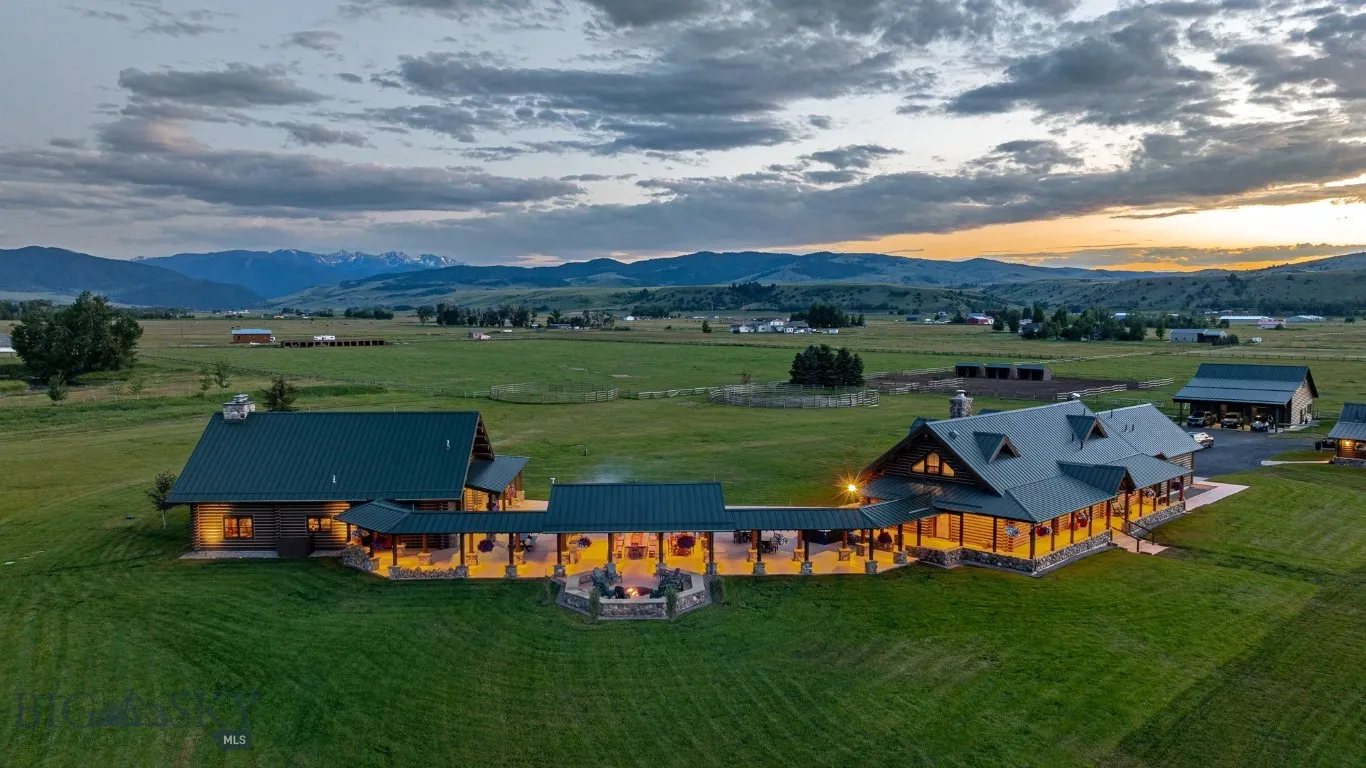 Dramatic Views of the Spanish Peaks from the Property