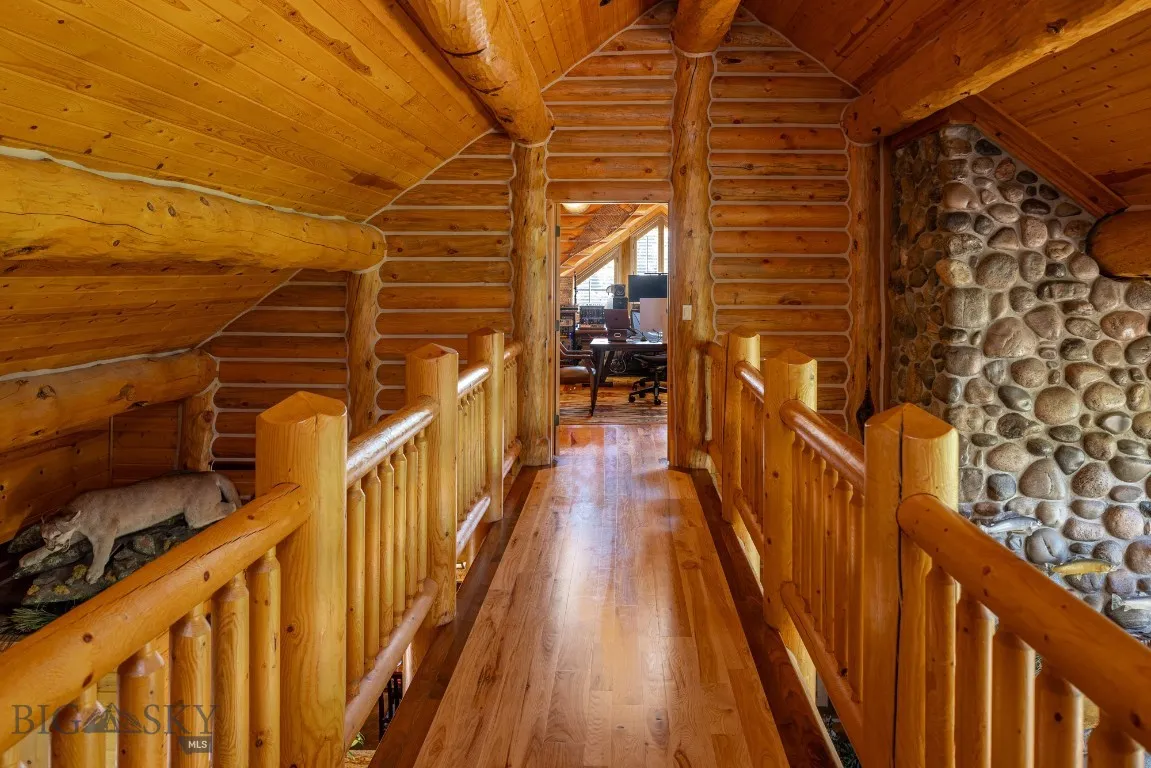 Main House, 2nd level walkway