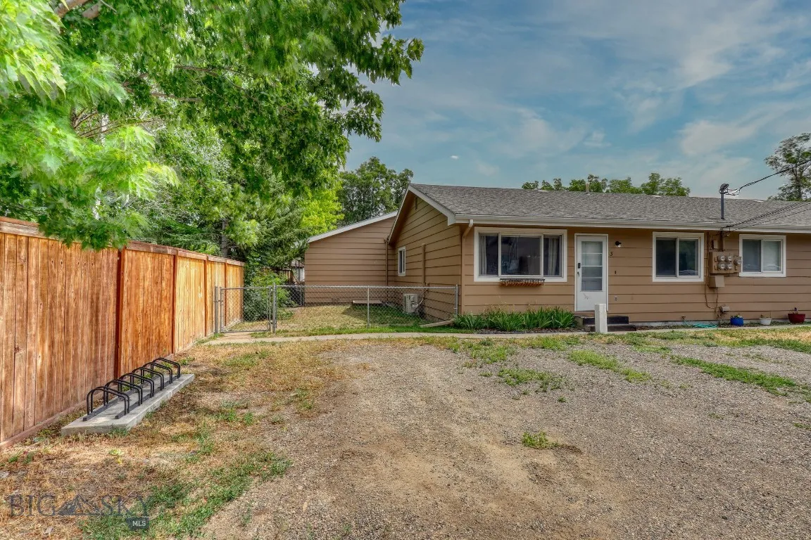 105 N Yellowstone 3, Livingston, Montana 59047, Livingston, Montana 59047, 2 Bedrooms Bedrooms, ,1 BathroomBathrooms,Residential,For Sale,105 N Yellowstone 3, Livingston, Montana 59047,403845