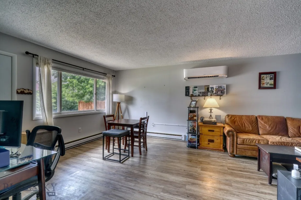 105 N Yellowstone 3, Livingston, Montana 59047, Livingston, Montana 59047, 2 Bedrooms Bedrooms, ,1 BathroomBathrooms,Residential,For Sale,105 N Yellowstone 3, Livingston, Montana 59047,403845