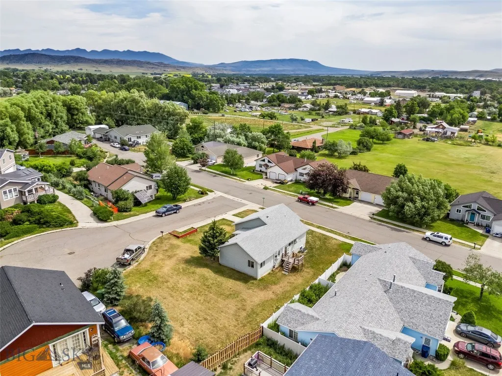 1304 Absaroka Court, Livingston, Montana 59047, Livingston, Montana 59047, ,Residential Income,For Sale,1304 Absaroka Court, Livingston, Montana 59047,403762