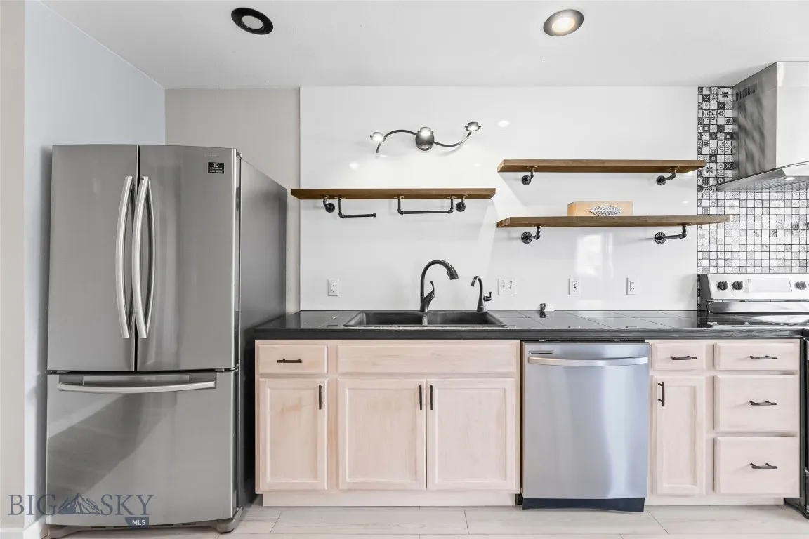 1304 Absaroka Court, Livingston, Montana 59047, Livingston, Montana 59047, ,Residential Income,For Sale,1304 Absaroka Court, Livingston, Montana 59047,403762