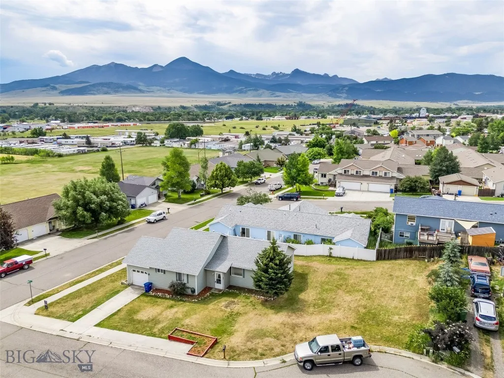 1304 Absaroka Court, Livingston, Montana 59047, Livingston, Montana 59047, ,Residential Income,For Sale,1304 Absaroka Court, Livingston, Montana 59047,403762