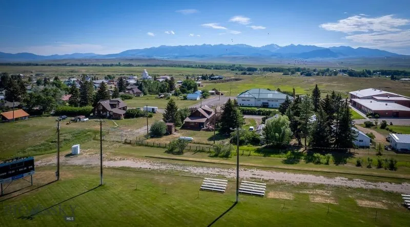 302 Ordway Street S, Wilsall, Montana 59086, Wilsall, Montana 59086, 4 Bedrooms Bedrooms, ,2 BathroomsBathrooms,Residential,For Sale,302 Ordway Street S, Wilsall, Montana 59086,403667
