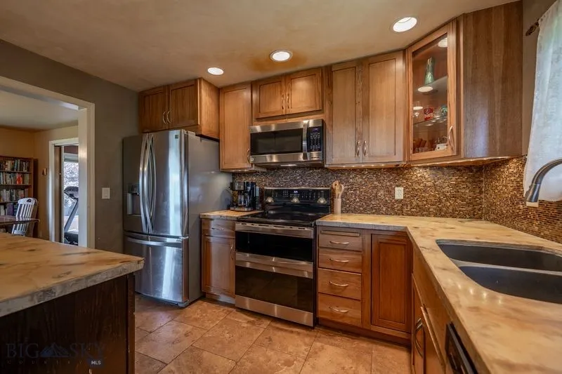 302 Ordway Street S, Wilsall, Montana 59086, Wilsall, Montana 59086, 4 Bedrooms Bedrooms, ,2 BathroomsBathrooms,Residential,For Sale,302 Ordway Street S, Wilsall, Montana 59086,403667