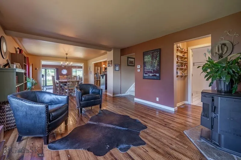 302 Ordway Street S, Wilsall, Montana 59086, Wilsall, Montana 59086, 4 Bedrooms Bedrooms, ,2 BathroomsBathrooms,Residential,For Sale,302 Ordway Street S, Wilsall, Montana 59086,403667