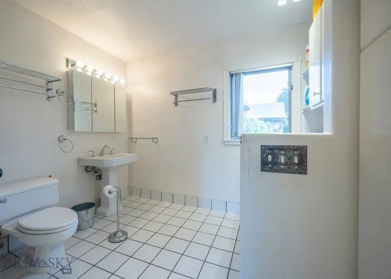 302 Ordway Street S, Wilsall, Montana 59086, Wilsall, Montana 59086, 4 Bedrooms Bedrooms, ,2 BathroomsBathrooms,Residential,For Sale,302 Ordway Street S, Wilsall, Montana 59086,403667