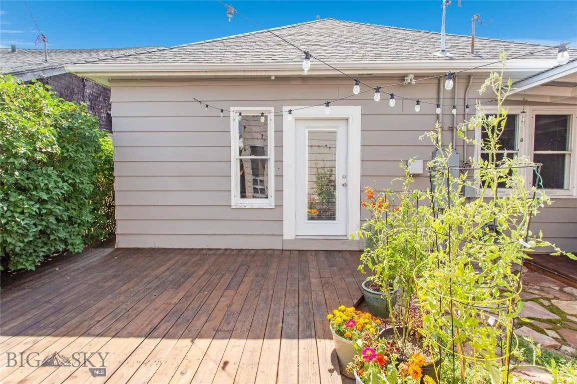 221 E Front, Butte, Montana 59701, Butte, Montana 59701, 3 Bedrooms Bedrooms, ,1 BathroomBathrooms,Residential,For Sale,221 E Front, Butte, Montana 59701,403868