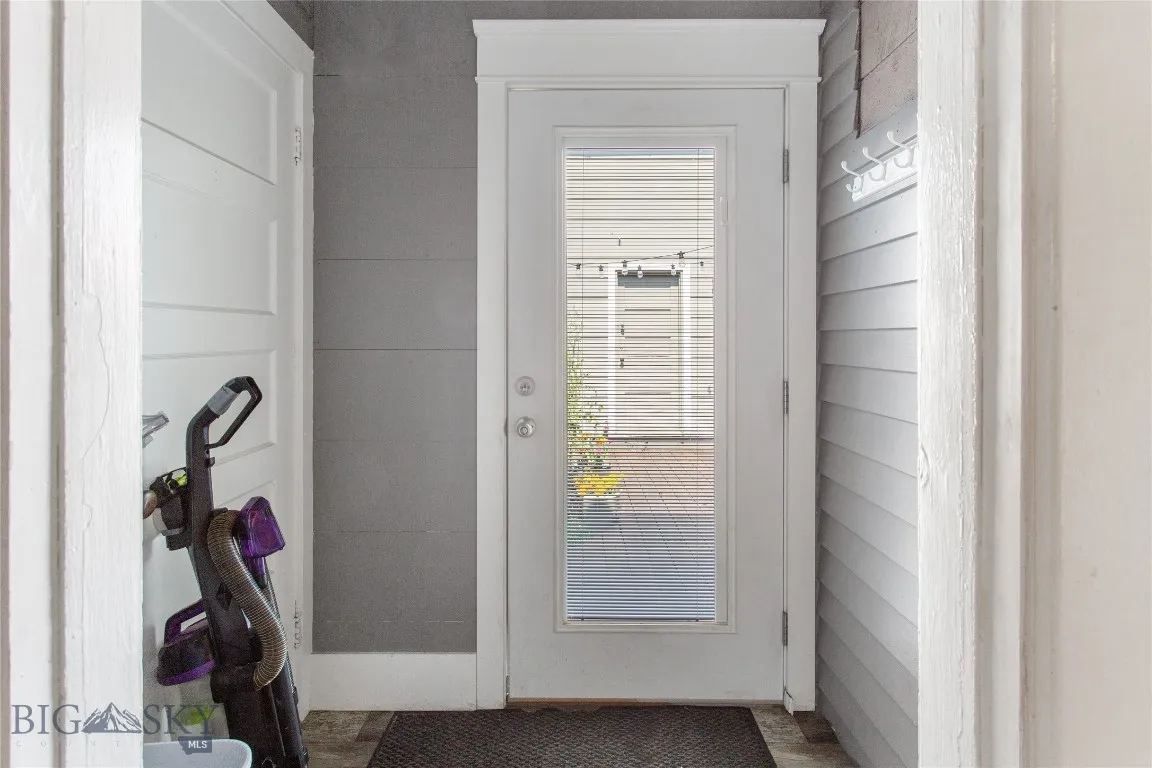 221 E Front, Butte, Montana 59701, Butte, Montana 59701, 3 Bedrooms Bedrooms, ,1 BathroomBathrooms,Residential,For Sale,221 E Front, Butte, Montana 59701,403868
