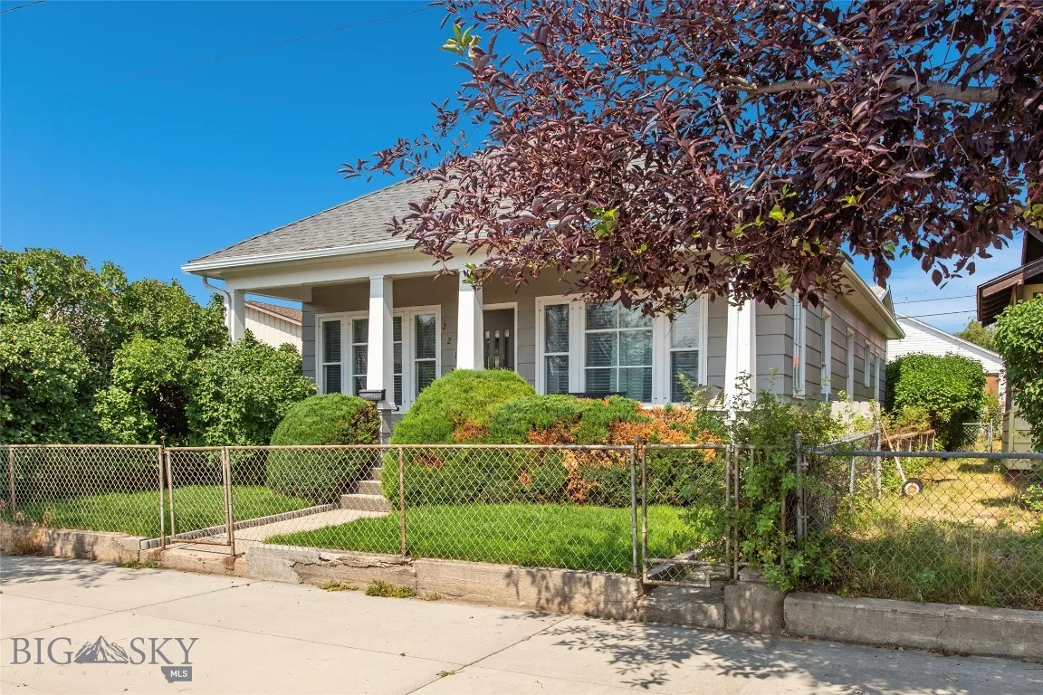 221 E Front, Butte, Montana 59701, Butte, Montana 59701, 3 Bedrooms Bedrooms, ,1 BathroomBathrooms,Residential,For Sale,221 E Front, Butte, Montana 59701,403868
