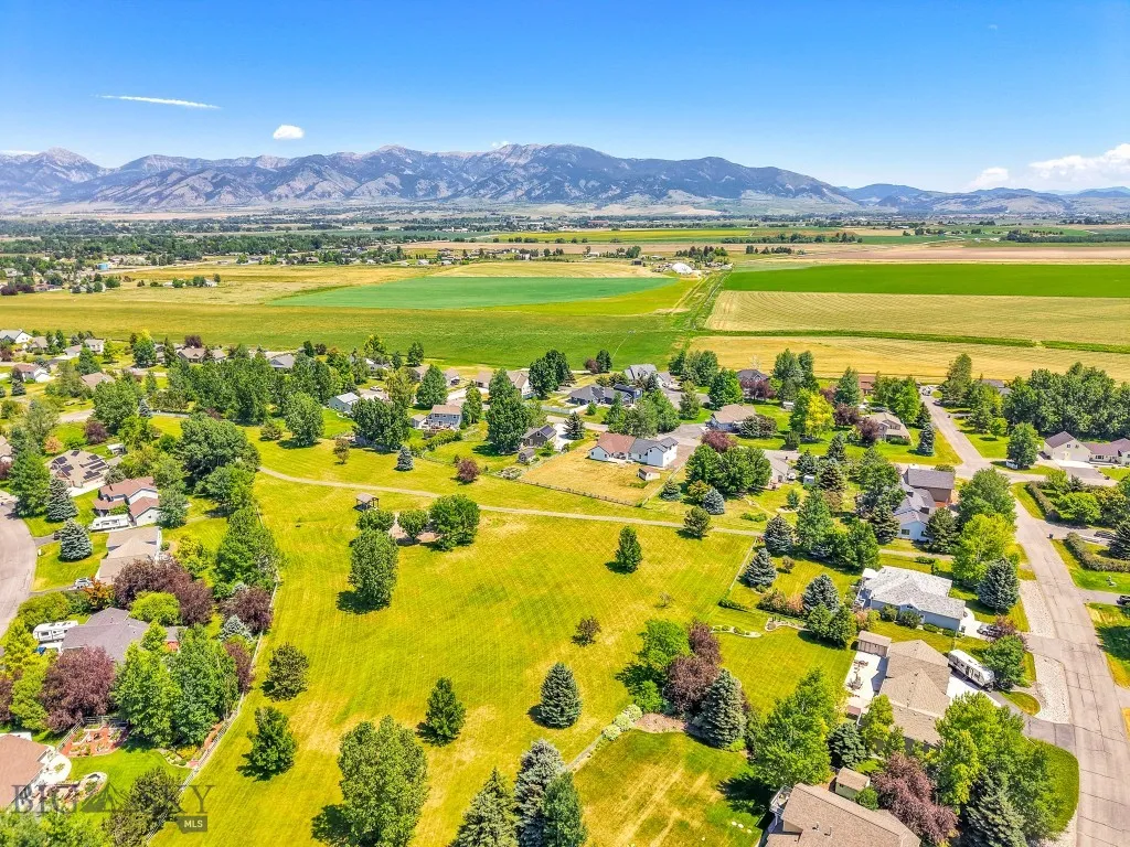 588 Candlelight, Bozeman, Montana 59718, Bozeman, Montana 59718, 3 Bedrooms Bedrooms, ,2 BathroomsBathrooms,Residential,For Sale,588 Candlelight, Bozeman, Montana 59718,403514