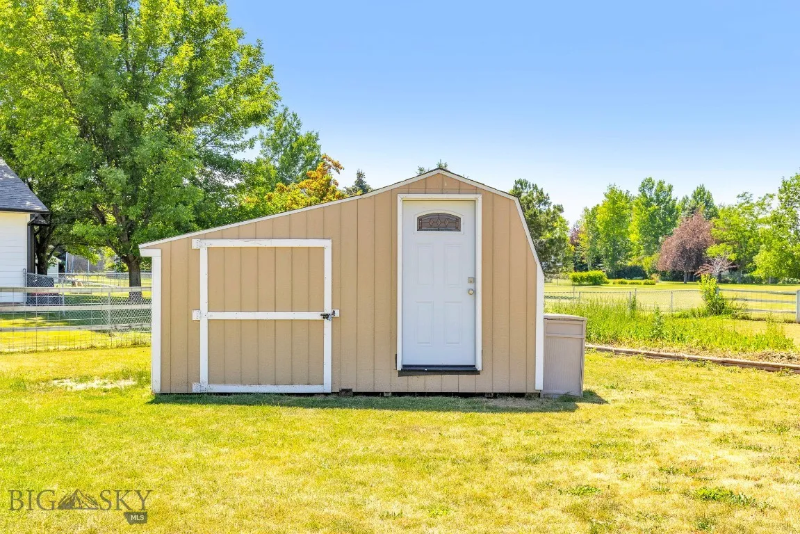 588 Candlelight, Bozeman, Montana 59718, Bozeman, Montana 59718, 3 Bedrooms Bedrooms, ,2 BathroomsBathrooms,Residential,For Sale,588 Candlelight, Bozeman, Montana 59718,403514