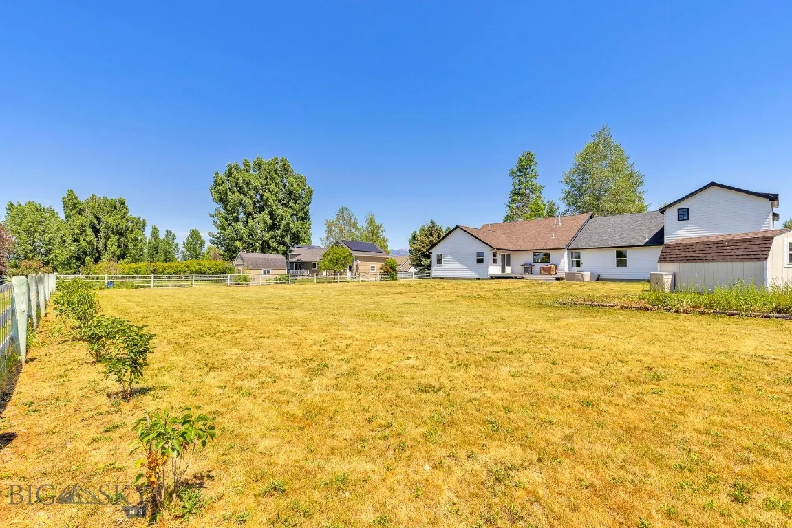 588 Candlelight, Bozeman, Montana 59718, Bozeman, Montana 59718, 3 Bedrooms Bedrooms, ,2 BathroomsBathrooms,Residential,For Sale,588 Candlelight, Bozeman, Montana 59718,403514