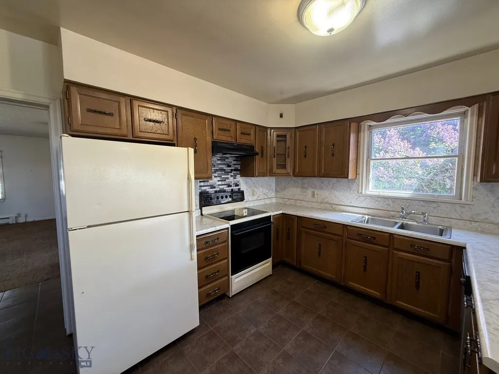 1915 S Montana, Butte, Montana 59701, Butte, Montana 59701, 2 Bedrooms Bedrooms, ,1 BathroomBathrooms,Residential,For Sale,1915 S Montana, Butte, Montana 59701,403661