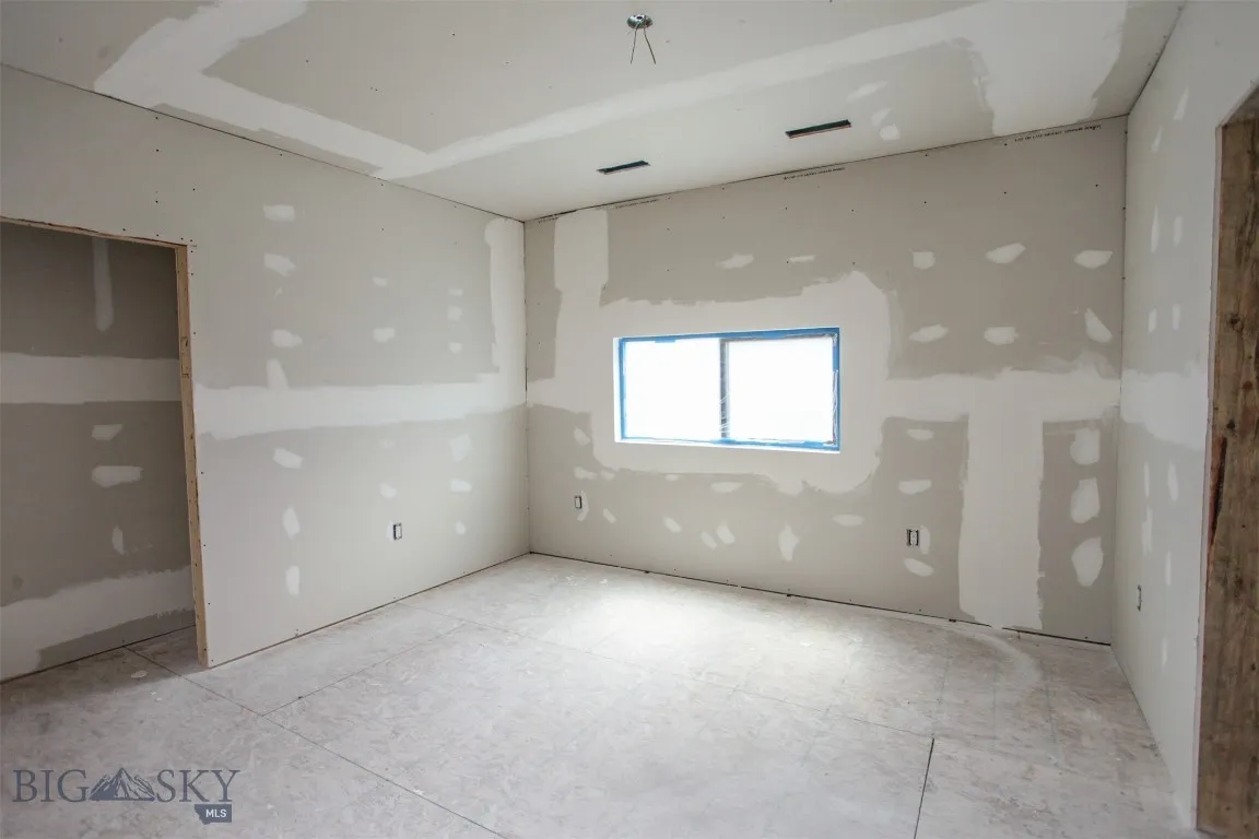 607 W Chinook Street, Livingston, Montana 59047, Livingston, Montana 59047, 3 Bedrooms Bedrooms, ,2 BathroomsBathrooms,Residential,For Sale,607 W Chinook Street, Livingston, Montana 59047,403865