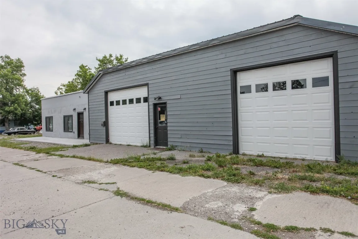 607 W Chinook Street, Livingston, Montana 59047, Livingston, Montana 59047, 3 Bedrooms Bedrooms, ,2 BathroomsBathrooms,Residential,For Sale,607 W Chinook Street, Livingston, Montana 59047,403865