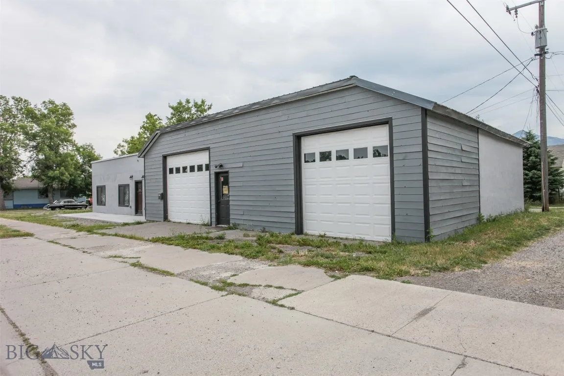 607 W Chinook Street, Livingston, Montana 59047, Livingston, Montana 59047, 3 Bedrooms Bedrooms, ,2 BathroomsBathrooms,Residential,For Sale,607 W Chinook Street, Livingston, Montana 59047,403865