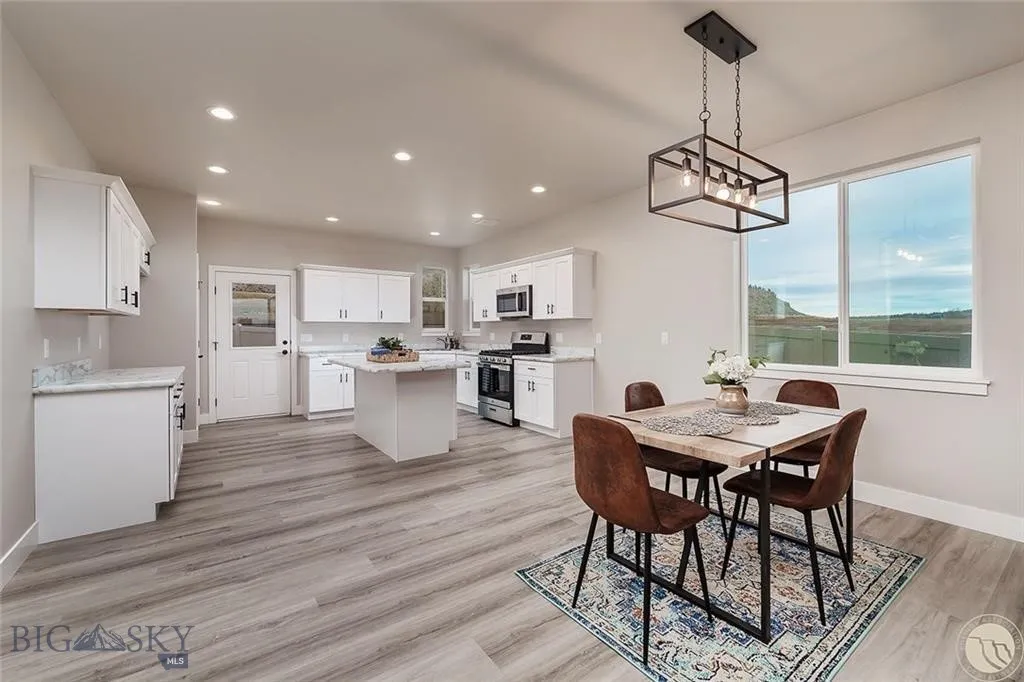 2304 Oriole Drive, Belgrade, Montana 59715, Belgrade, Montana 59715, 3 Bedrooms Bedrooms, ,2 BathroomsBathrooms,Residential,For Sale,2304 Oriole Drive, Belgrade, Montana 59715,403904