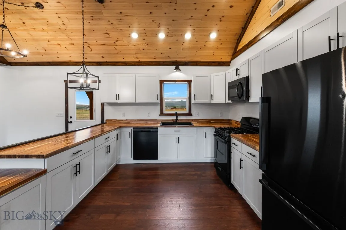 30 Fool's Gold Lane, Sheridan, Montana 59749, Sheridan, Montana 59749, 3 Bedrooms Bedrooms, ,2 BathroomsBathrooms,Residential,For Sale,30 Fool's Gold Lane, Sheridan, Montana 59749,403502
