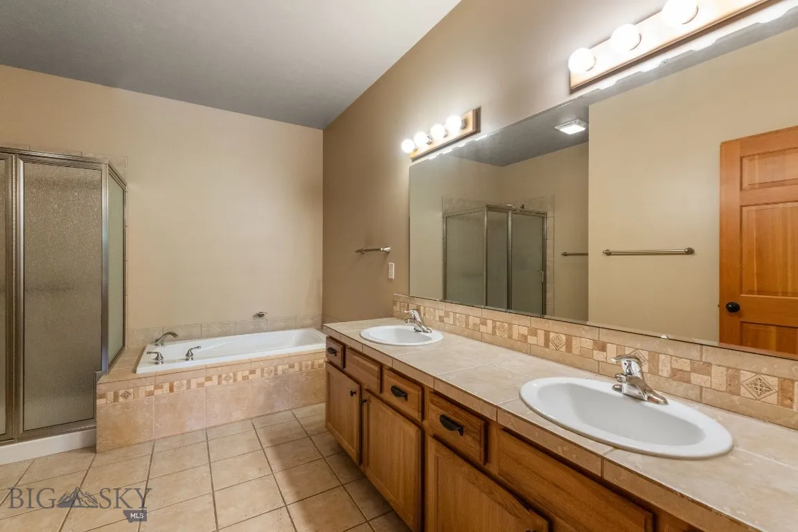 3300 E Graf 26, Bozeman, Montana 59715, Bozeman, Montana 59715, 3 Bedrooms Bedrooms, ,2 BathroomsBathrooms,Residential,For Sale,3300 E Graf 26, Bozeman, Montana 59715,403921
