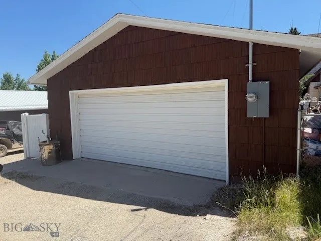 706 Locust Street, Anaconda, Montana 59711, Anaconda, Montana 59711, 3 Bedrooms Bedrooms, ,2 BathroomsBathrooms,Residential,For Sale,706 Locust Street, Anaconda, Montana 59711,403953