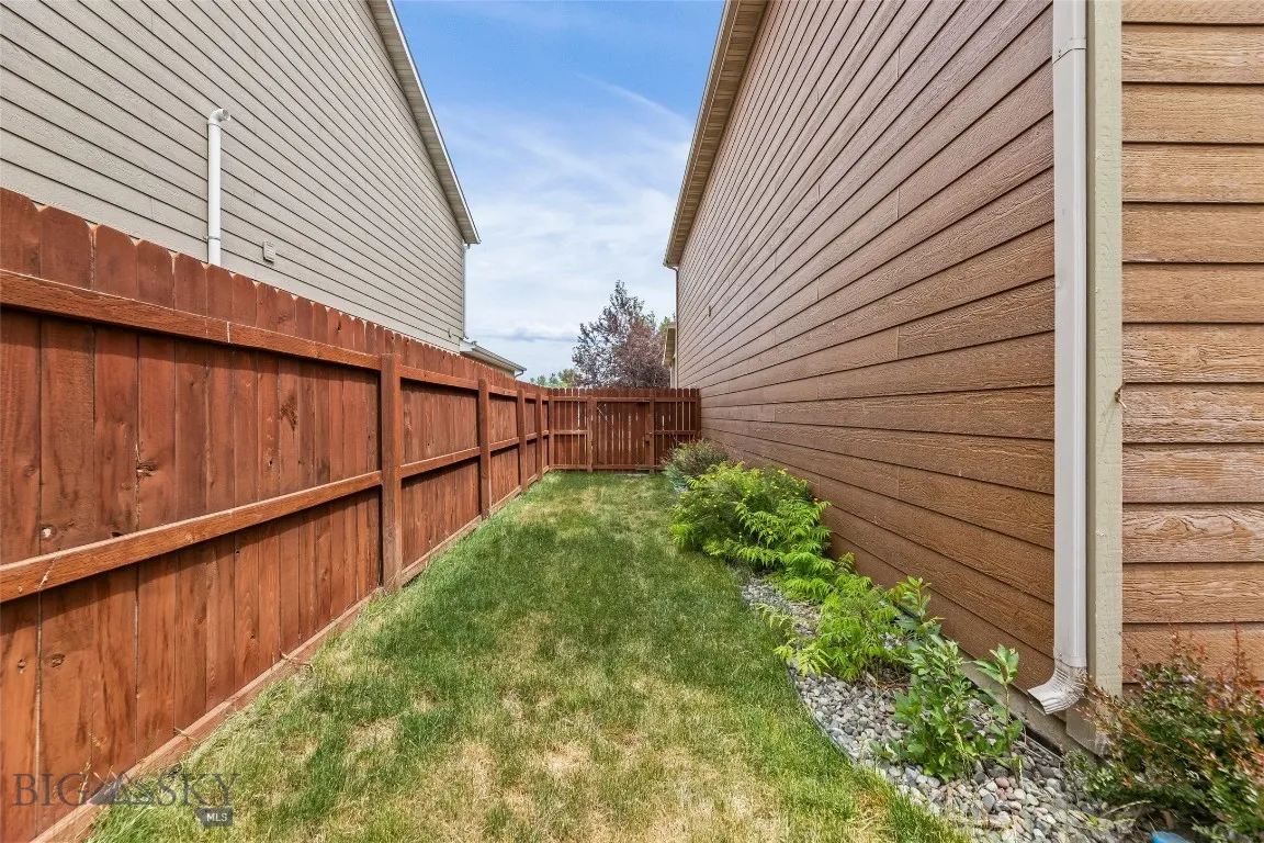 1110 Biehl C, Belgrade, Montana 59714, Belgrade, Montana 59714, 3 Bedrooms Bedrooms, ,2 BathroomsBathrooms,Residential,For Sale,1110 Biehl C, Belgrade, Montana 59714,403784